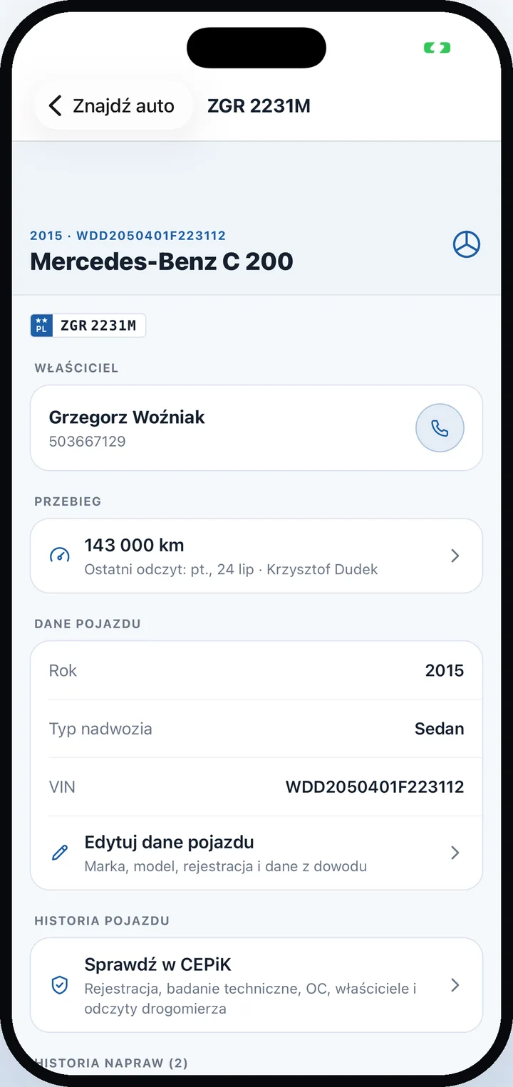 Karta pojazdu w aplikacji — Mercedes-Benz C 200, właściciel z telefonem, przebieg, dane pojazdu i skrót „Sprawdź w CEPiK”